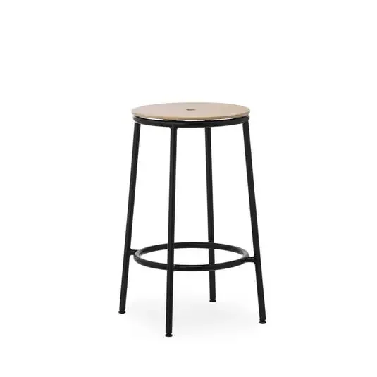 Circa Taburete de bar H65 Black Steel/Oak – Normann Copenhagen
