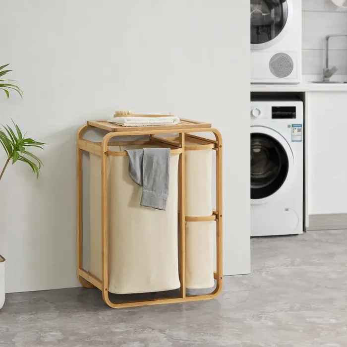 Clasificador de ropa Evenes con 3 bolsas/ 38 L + 12 L bambú/poliéster 71 x 50 x 33 cm – Beige [en.casa]