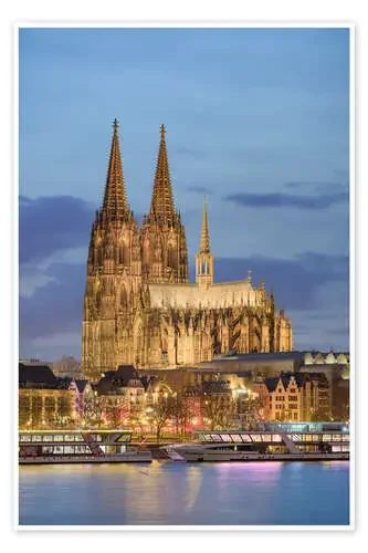 Cologne Cathedral in the evening de Michael Valjak