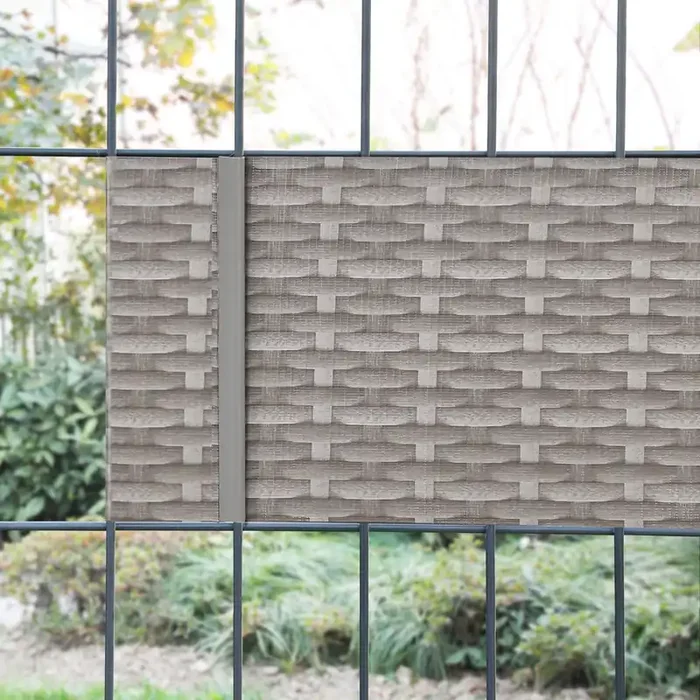 Lámina para valla de privacidad Jesteburg 19 cm x 35 m / 6,65 m² gris efecto rattan [en.casa]