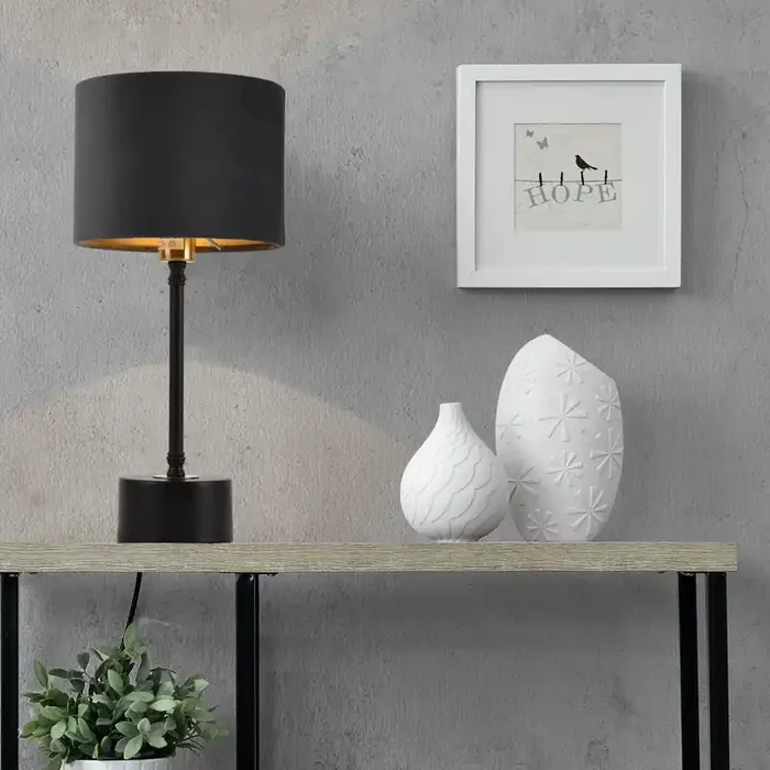 Lámpara de mesa Deventer – Metal Franela – 39cm x ø18 cm – Negro y Pantalla Gris [lux.pro]