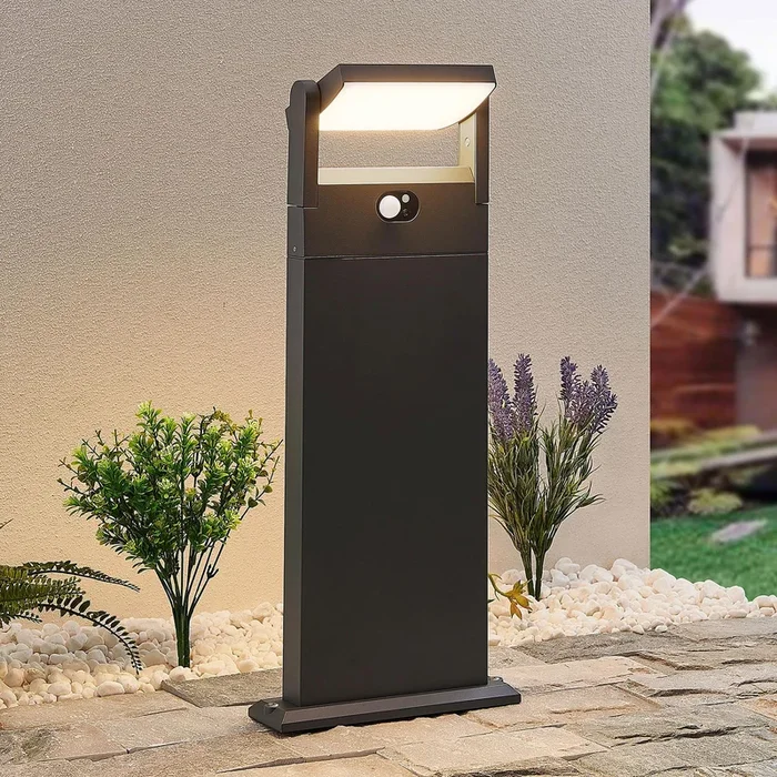 Lindby Novalie bolardo luminoso LED solar