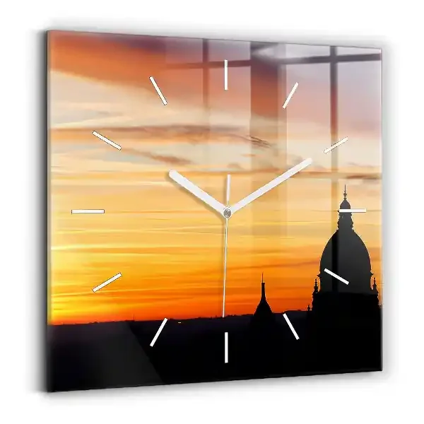 Reloj cuadrado Edificio y puesta de sol