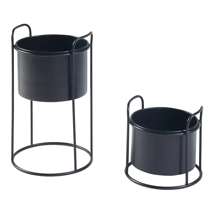 Set de 2 soportes para plantas Osen con macateros metal – Negro [en.casa]