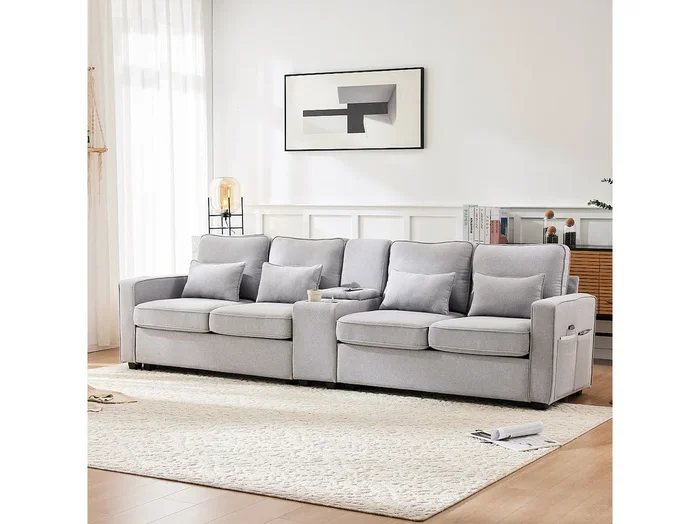 Sofá de 4 plazas – Sofá con 2 portavasos y 2 cargadores USB – bolsillos en los reposabrazos y 4 almohadas – lino gris claro